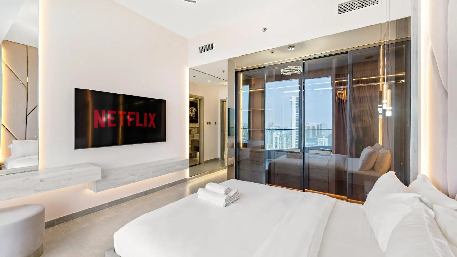 Vayk- Ultra Modern 3 Bd Marina Retreat With Stunning Views Lejlighed Dubai